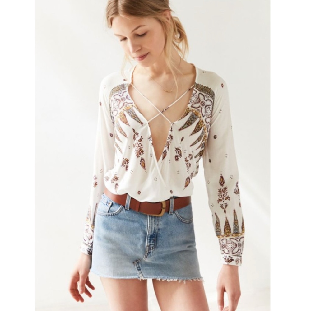 Urban Outfitters Silence + Noise Mayfair Top